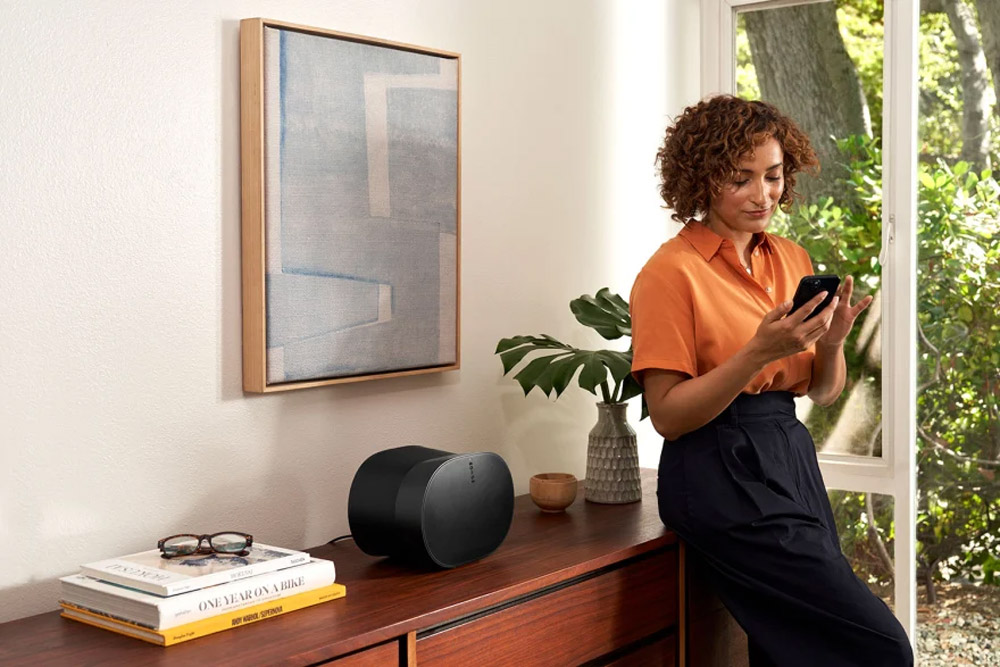All you have to do to control the app, according to the company, is to say the words “Hey Sonos, play Spotify” into one of the brand's supported speakers.