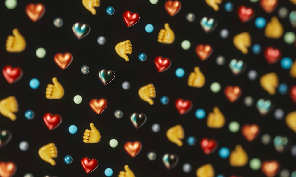 A wallpaper of emojis