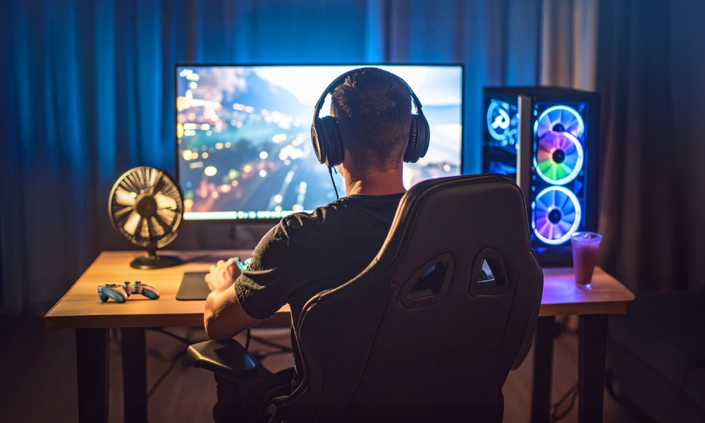 Gaming το καλοκαίρι | Τα αξεσουάρ που θα απογειώσουν το… λιώσιμο