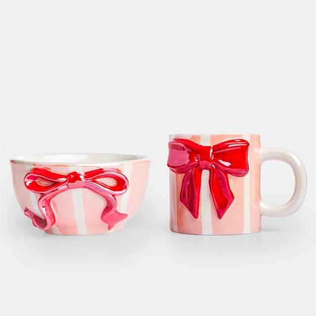 https://www.plaisio.gr/product/lifestyle-dora/lunch/koupes-potiria-taksidiou/sentio-set-ceramic-mug-and-bowl_4825047