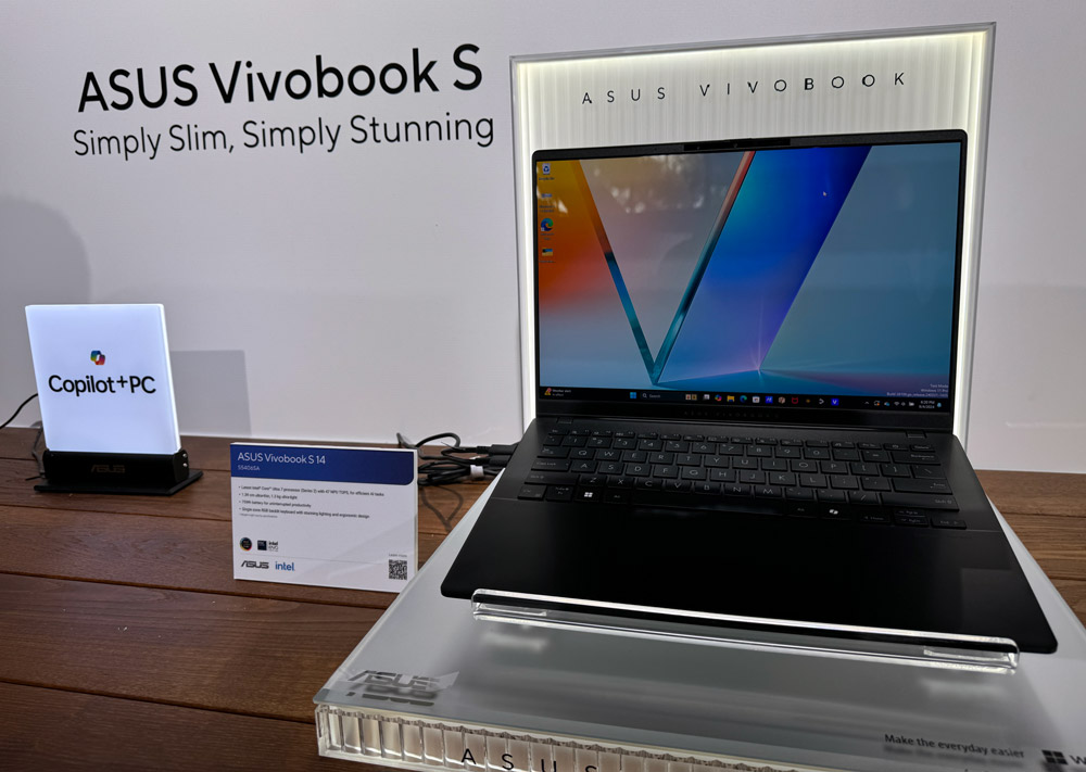 The Zenbook S 14 (UX5406) is a classy everyday AI PC featuring the newest Intel® Core™ Ultra 9 processor and memory-on-package (MoP) design.