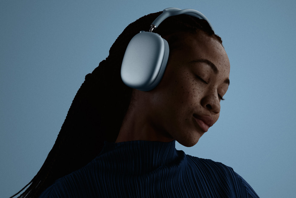 Air Pods Max Lifestyle