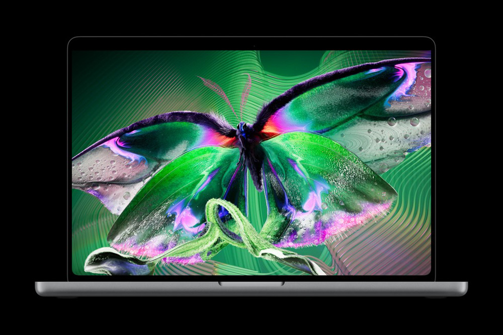Apple MacBook Pro with PROLED XDR Display