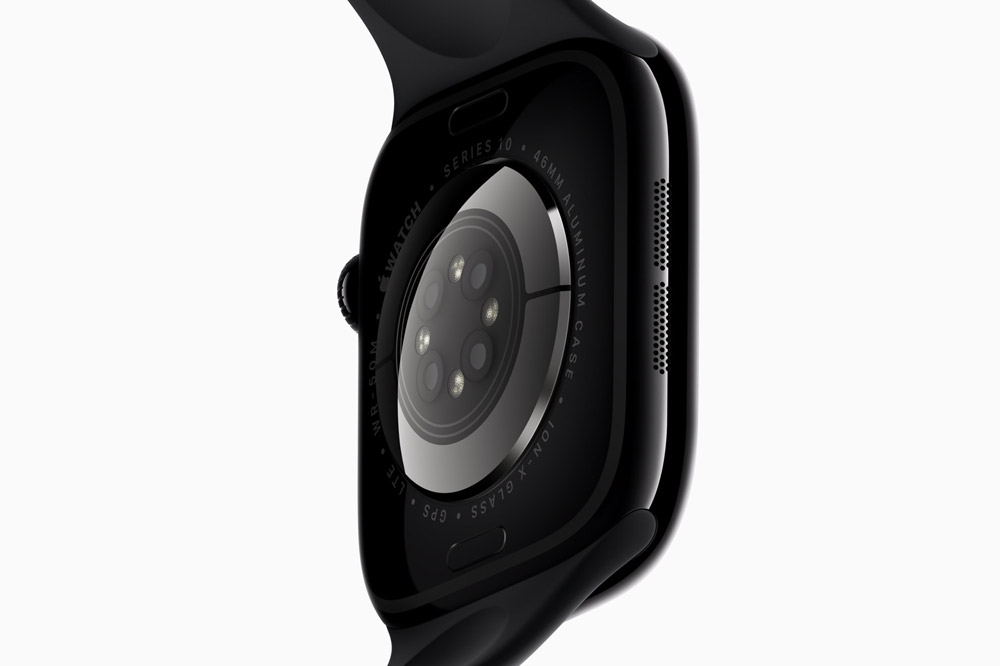 Jet black is a new polished aluminum finish that is distinctively reflective and sleek, while new titanium cases — available in natural, gold, and slate — have a spectacular jewelry-like shine.
