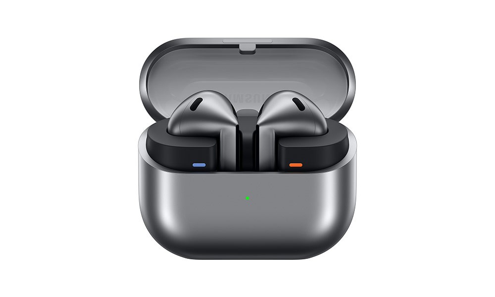 Galaxy Buds3 in their case