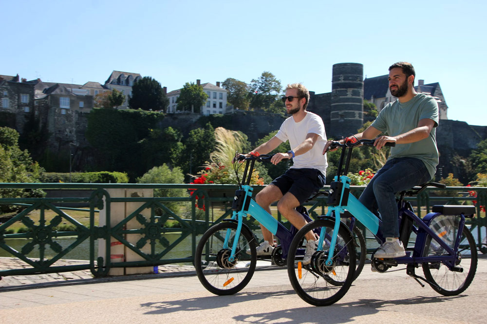 In 2000, the European Commission constituted Car Free Day as a European Initiative.