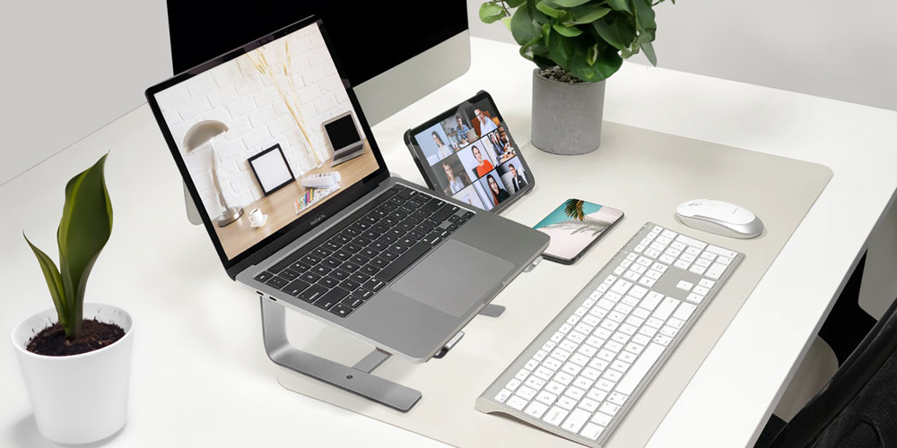 The laptop stand always offers the right viewing height; Reduced physical strain in your neck, shoulders and upper back; Increased comfort and improved productivity.