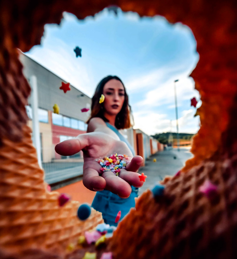 Harness the entire view of expansive full-frame lenses, and capture over 50% more image area than crop-sensor cameras. Z 5’s 24.3 MP full-frame CMOS sensor produces intensively detailed images, lifelike 4K UHD video, ultra shallow depth-of-field and particularly clean low-light shots.
