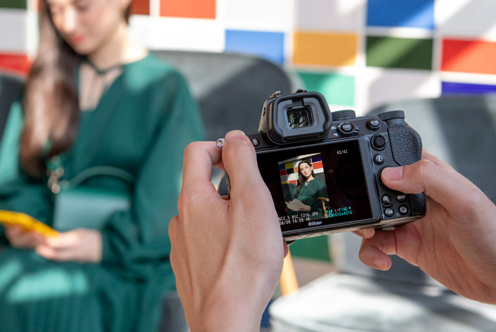 Compact yet powerful, simple yet sophisticated, it’s ready to grow with you. Whatever your skill level, the Z 5 delivers detailed imagery, precision autofocus and the tools you need to be as creative as possible.