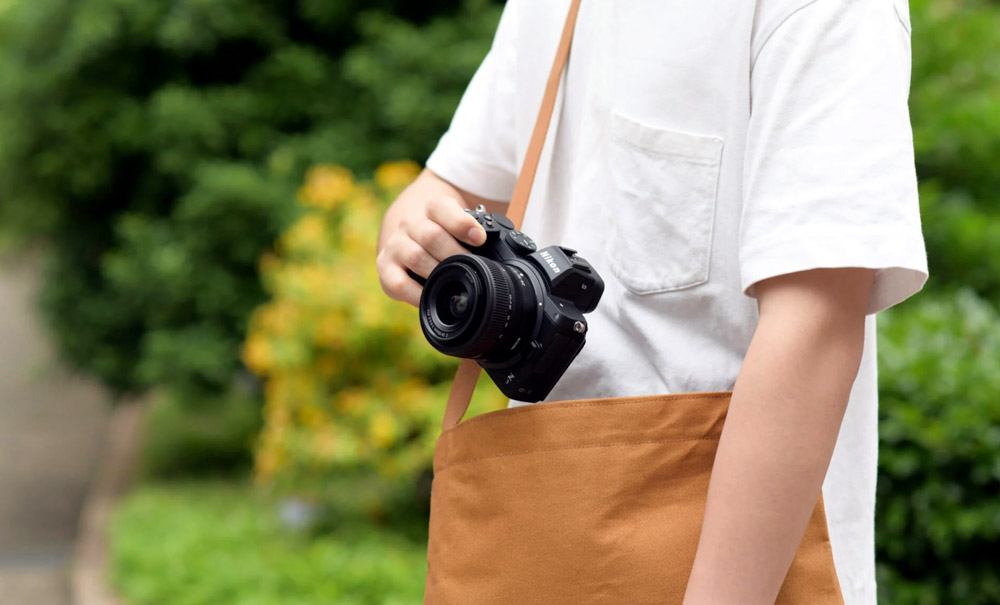 Push the limits of your creativity with Z 5, an innovative full-frame mirrorless camera built around Nikon’s revolutionary Z mount.