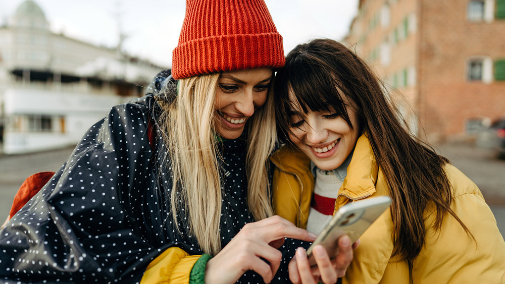 Black Friday Smartphone Buying Guide 2025 |Best Deals