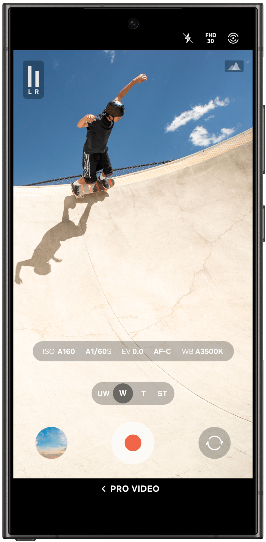 Picture and photo modes of UI7 shown