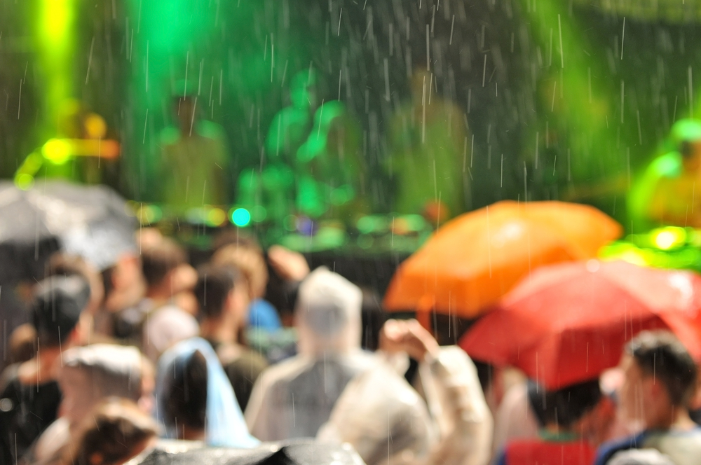 concert in the rain