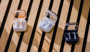 On February 25, Samsung Electronics unveiled the Galaxy Buds4 series at Galaxy Unpacked 2026 in San Francisco, showcasing exceptional sound performance and advanced AI capabilities.