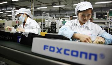 foxconn-production-line